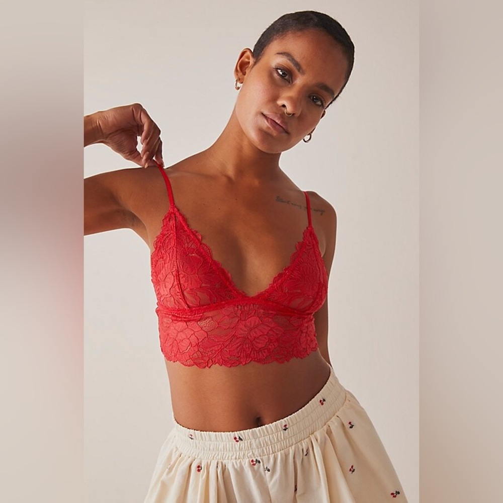 Free People NWOT Everyday Lace Longline Bralette in Cherry Red Size S